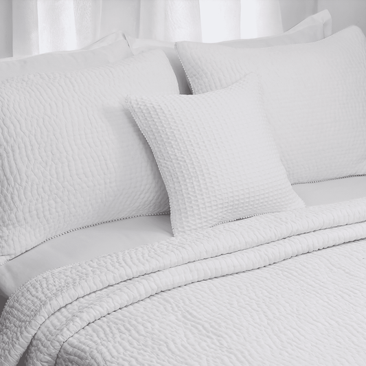 White Kantha Stripe Quilted Bed Set – Premium 100% Cotton