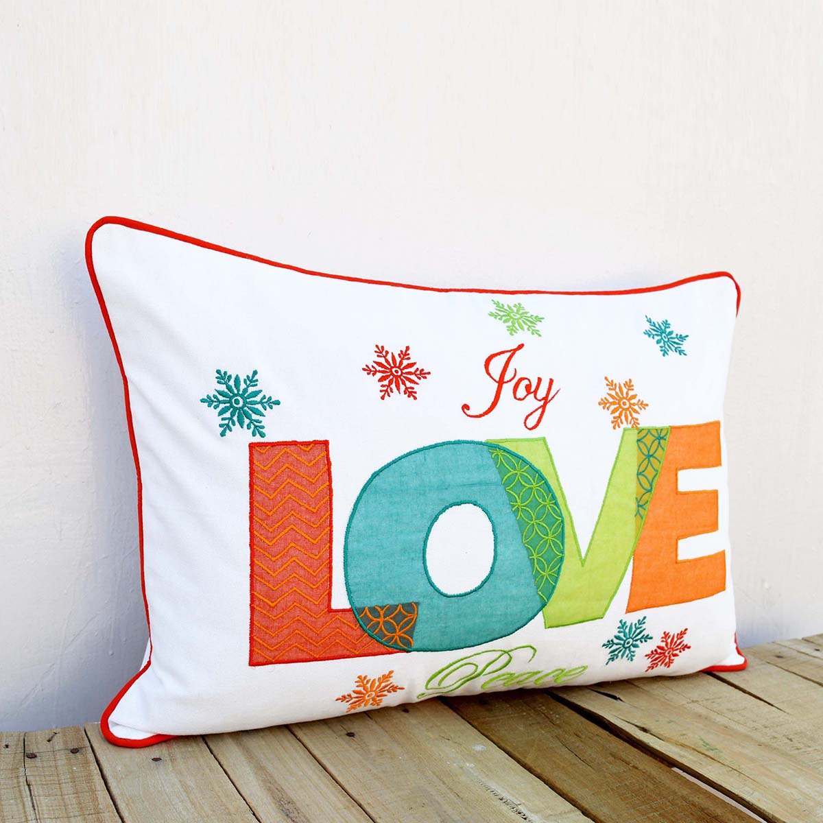 Festive Love Embroidered Christmas Pillow Cover – Vibrant 35 cm × 53 cm