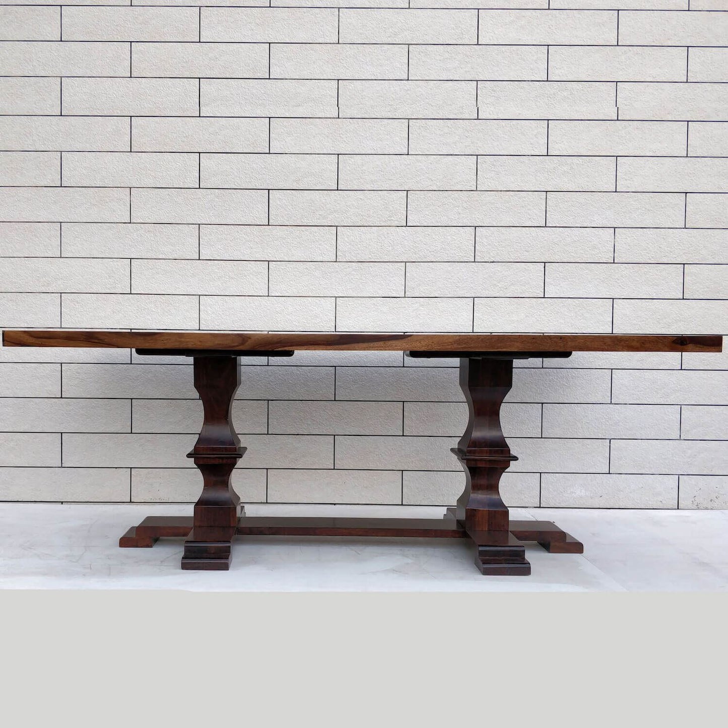 dining table side view