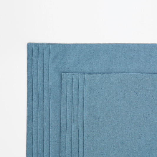 Amour Solid Duck Egg Linen Placemat | Pintuck Border | 13 × 19 inches | Sets of 2, 4 & 6