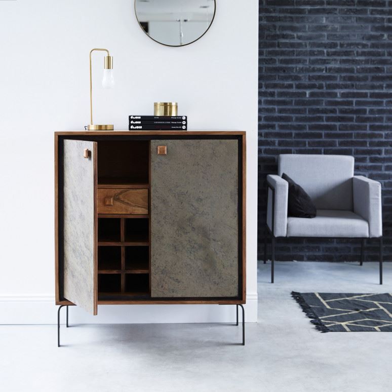 9 bottle stand with 1 drawer internal space
