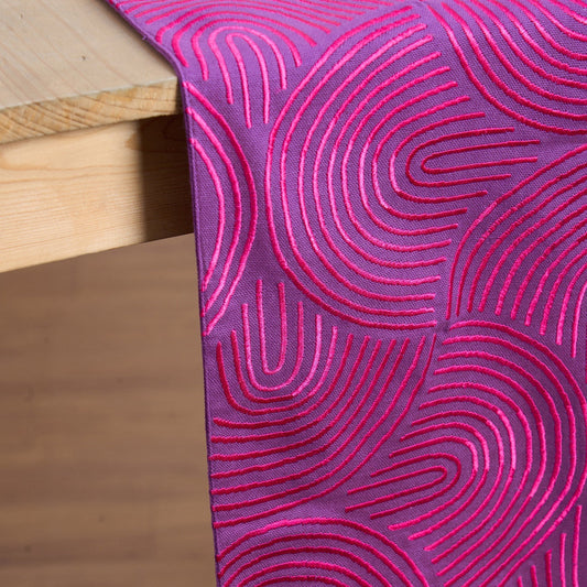 Plum Embroidered Cotton Table Runner – Modern Retro Geometric Design
