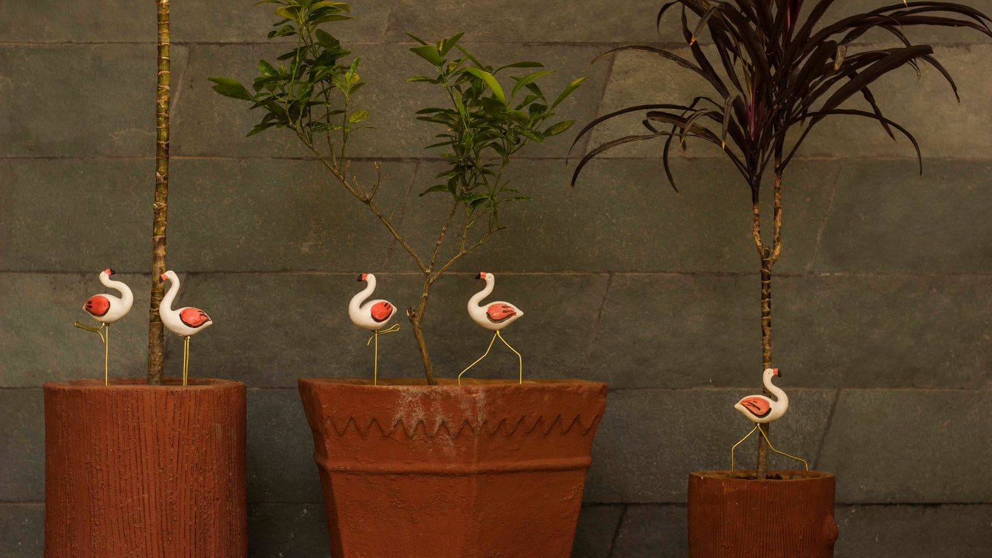 Plant Poker – Flamingo (Standing)