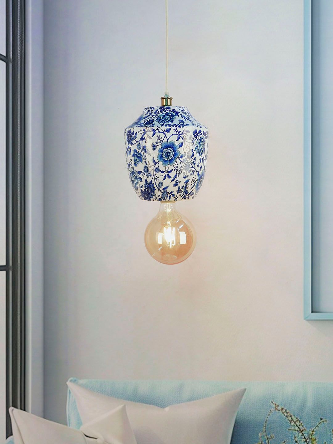 Elegant Chinoiserie Blue White Floral Metal Jar Pendant Light for Home Decor