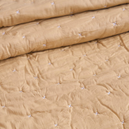 Beige 300TC Fine Cotton Quilt – Diamond Pattern Tuck Quilting