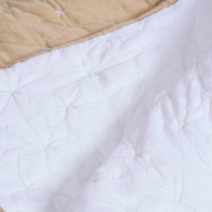 Beige 300TC Fine Cotton Quilted Bed Set – Diamond Pattern Tuck Quilting
