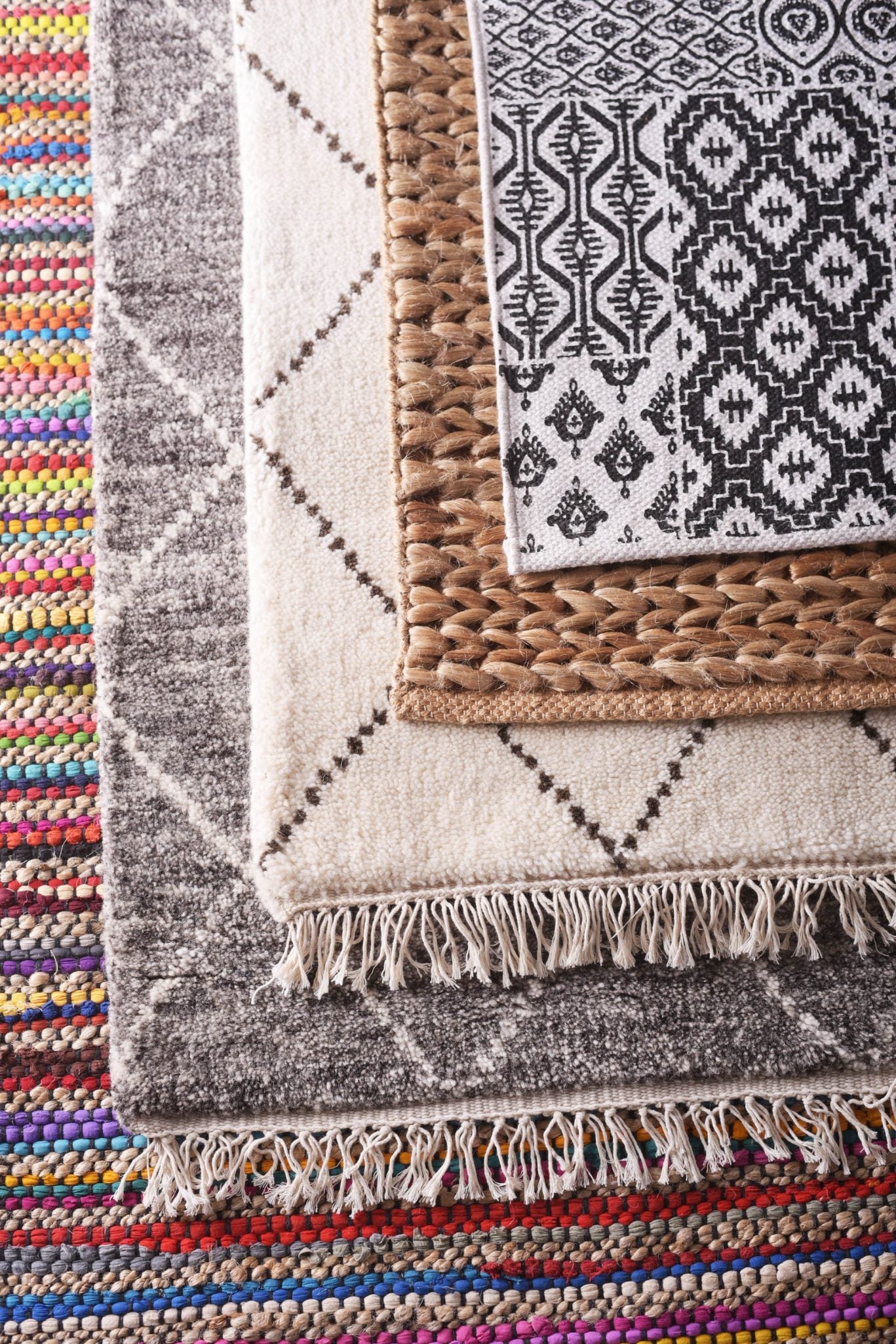 Hand Tufted Moroccan Grey White Wool Rug – Boho Luxury