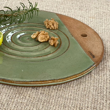 Handcrafted Clay Charcuterie Board with 25.5 cm Diameter