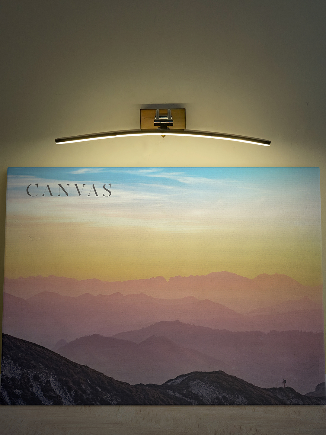 Modern Golden 16 Inch Wide Curved Aluminium Bar 20W Warm White LED Picture/Vanity Light