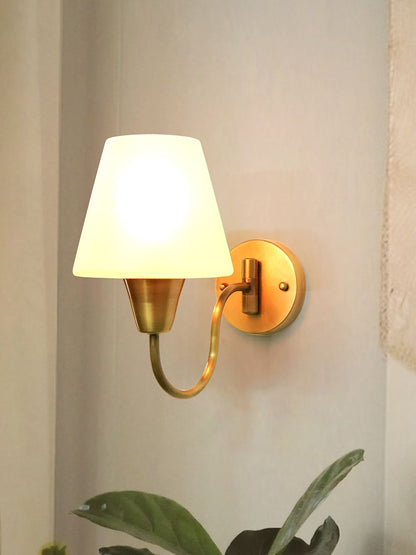 Brass Antique Glass Brass 1-Light Wall Sconce – 25.4 cm