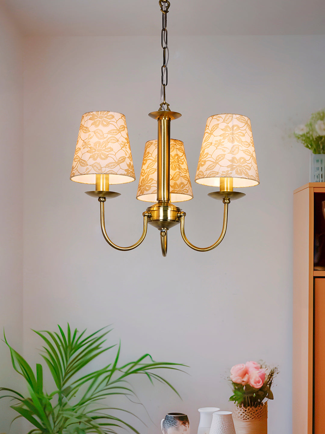 Brass Antique 3-Light Mini Chandelier – 45.7 cm