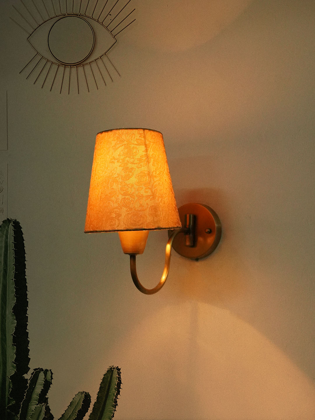 Brass Antique Fabric Brass 1-Light Wall Sconce – 25.4 cm