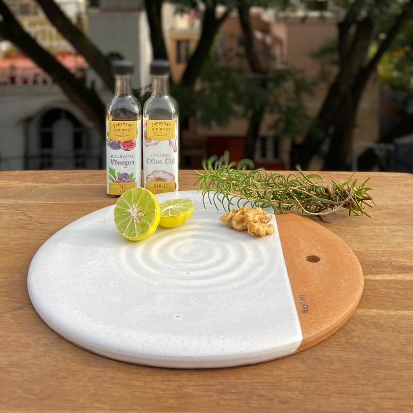 Handcrafted Clay Charcuterie Board with 25.5 cm Diameter