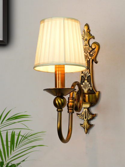 Elegant Gold European-Style Single Light Steel Wall Sconce with Pleated Fabric Shade