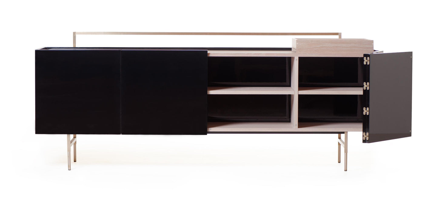 Luxurious Trunk Low Cabinet with Removable Storage Box and Metal Detailing