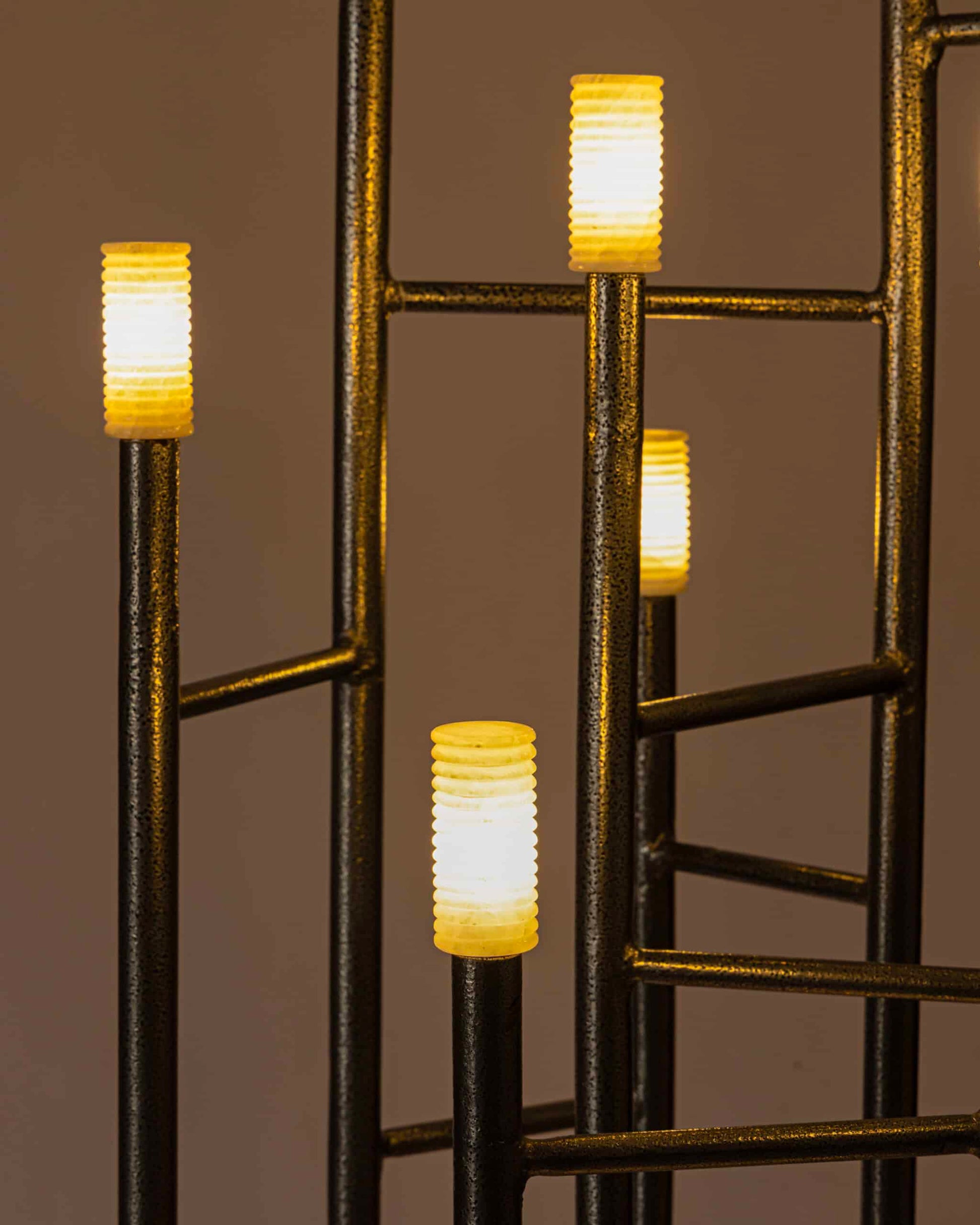 Siri Lux Floating Alabaster Stone Floor Lamp – Modern Bauhaus Design