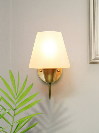 Brass Antique Glass Brass 1-Light Wall Sconce – 25.4 cm