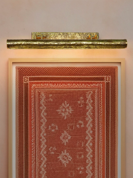 Exquisite 4-Light Antique Brass Chitai Picture Light: Traditional Indian Art