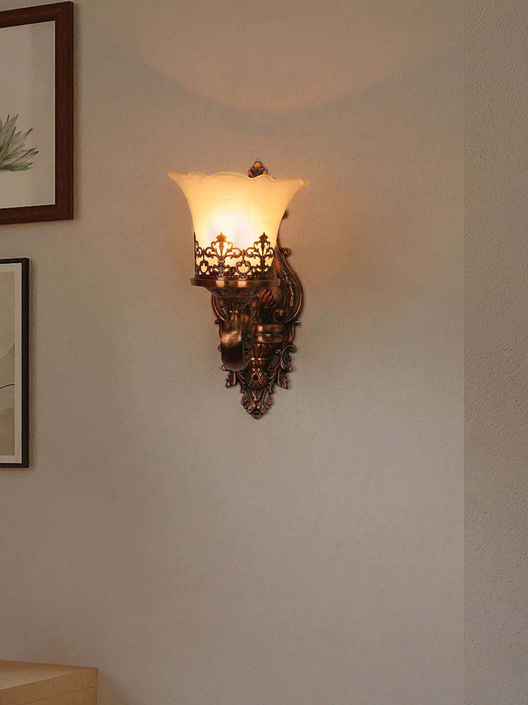 Antique Copper Glass Aluminium 1-Light Wall Sconce – 34.3 cm