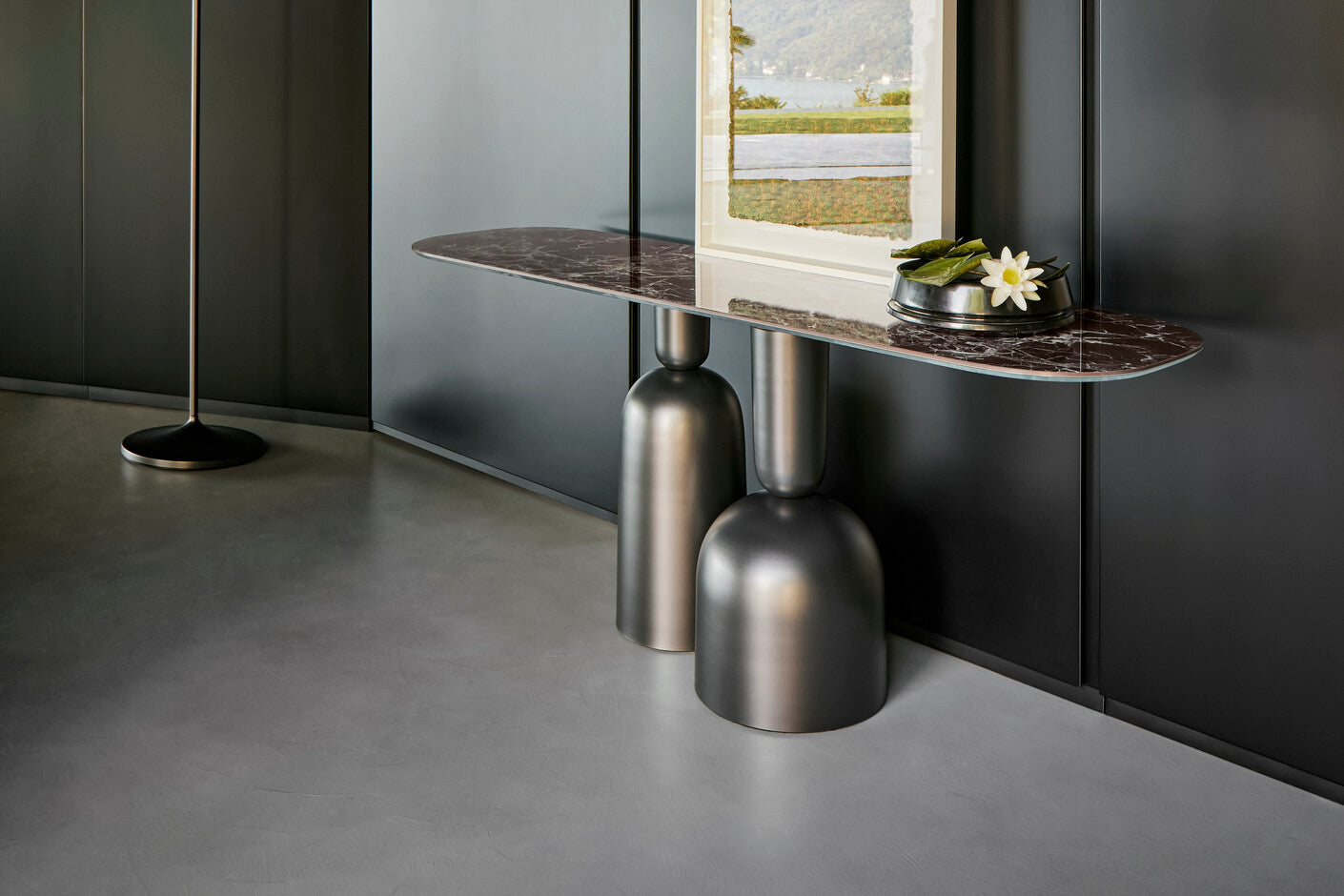 Elegant Cap Console Table: Modern Design, Magic Mirror Top, Metal Base