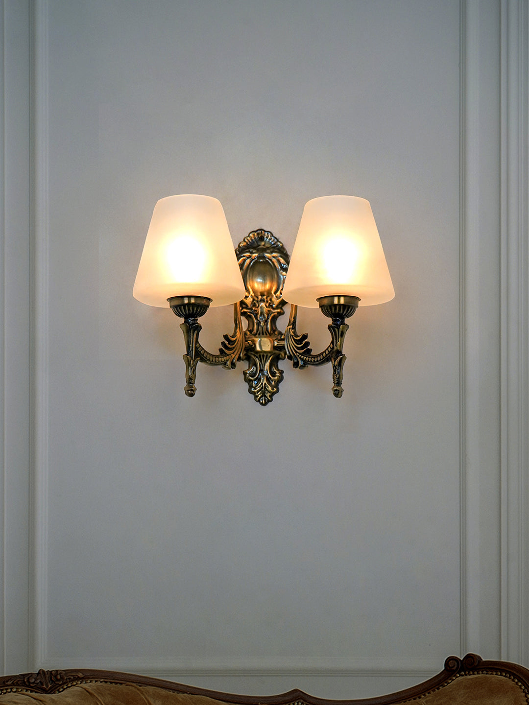 Brass Antique Glass Steel 2-Light Wall Sconce – 27.9 cm