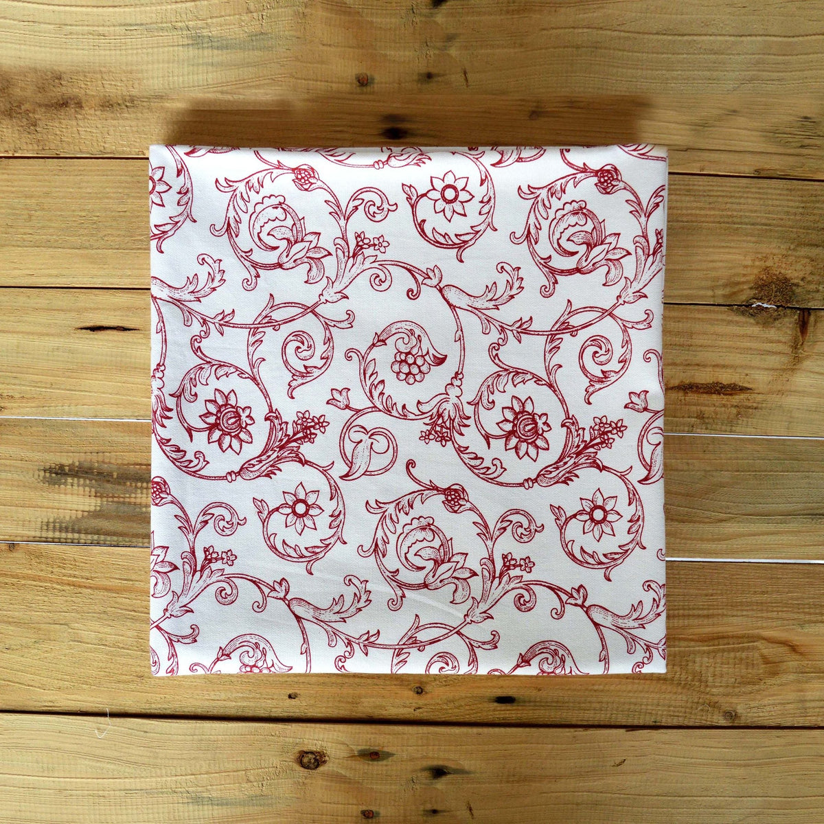Red & White Victorian Swirl Print Cotton Tablecloth – 3 Sizes Available