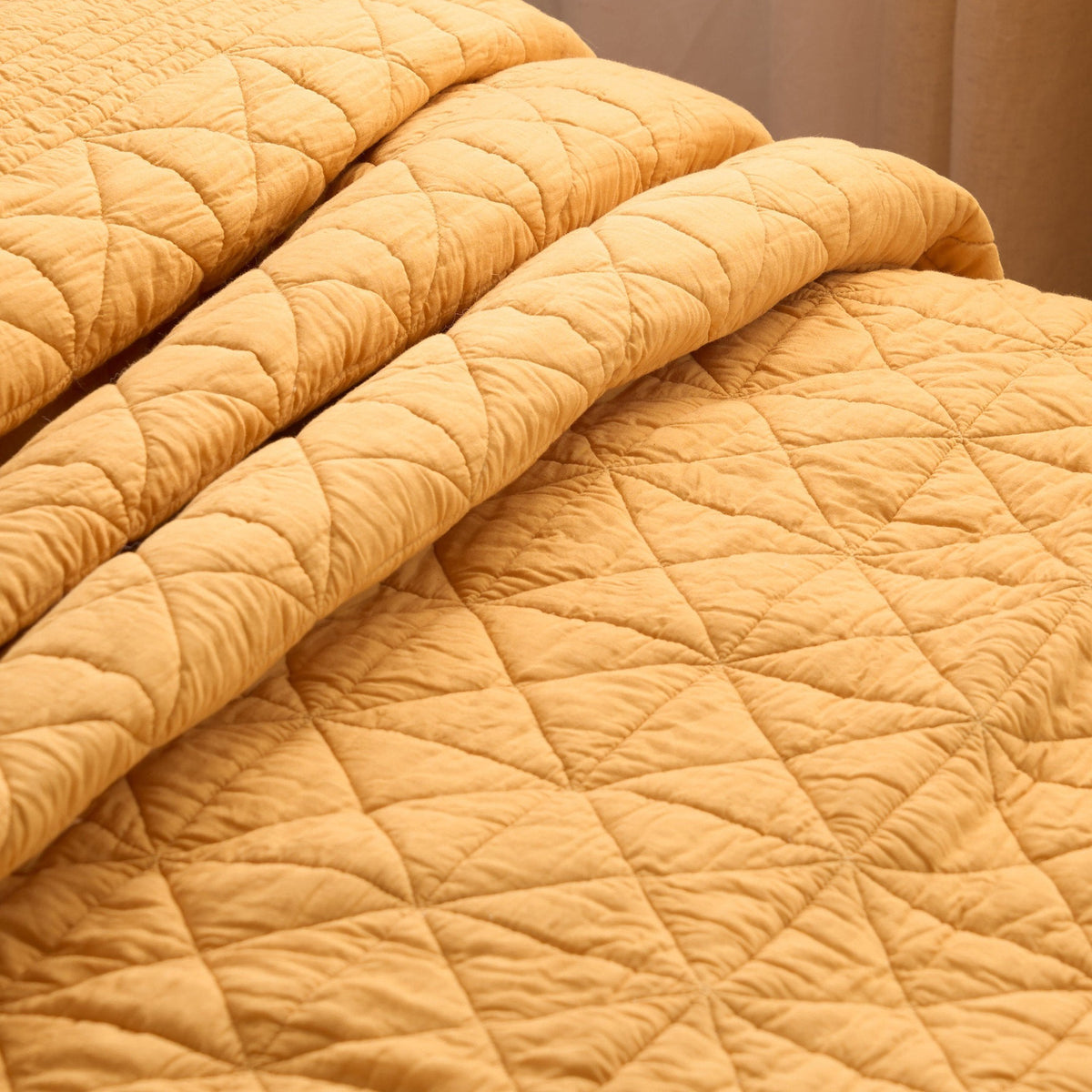 Mustard Cotton Voile Quilt | Diamond Quilting | 280 GSM Cotton Fill | Single, Queen & King