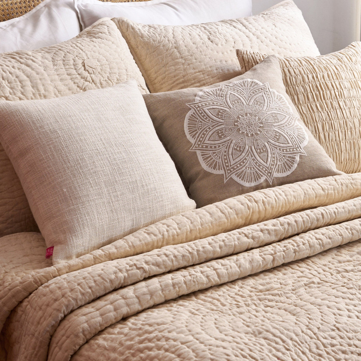 Beige Linen Cotton Quilt | Circle Pattern | Handmade | Single, Queen & King