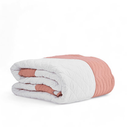 Amour White & Coral Cotton Quilt | Scalloped Border | Diamond Quilting | Single, Queen & King