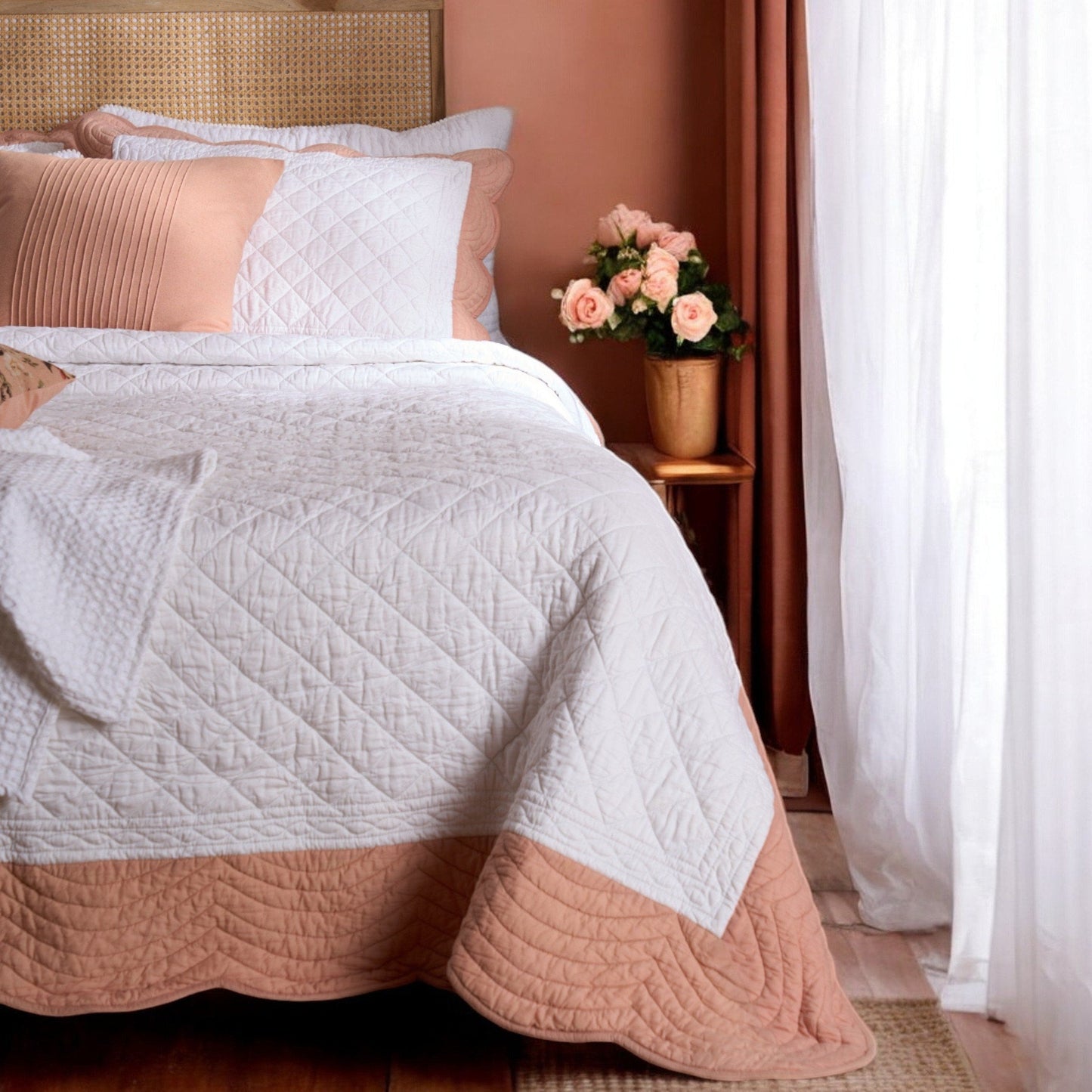 White & Coral Cotton Pillow Sham with Scalloped Border – AMOUR