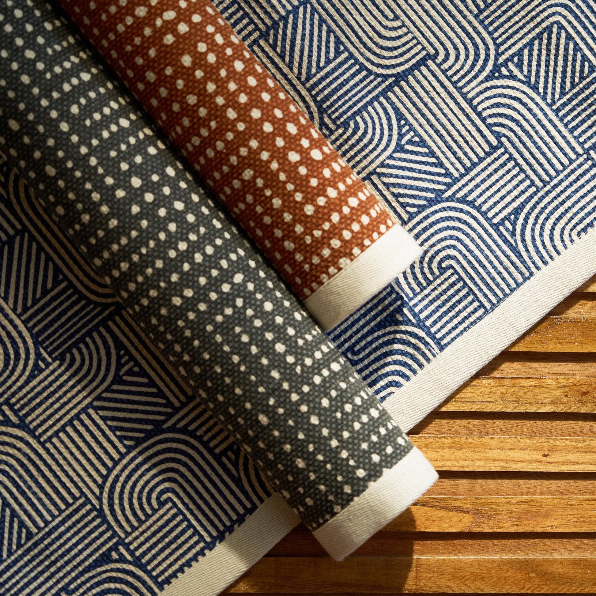 Rust Cotton Dot Print Modern Retro Area Rug for Living