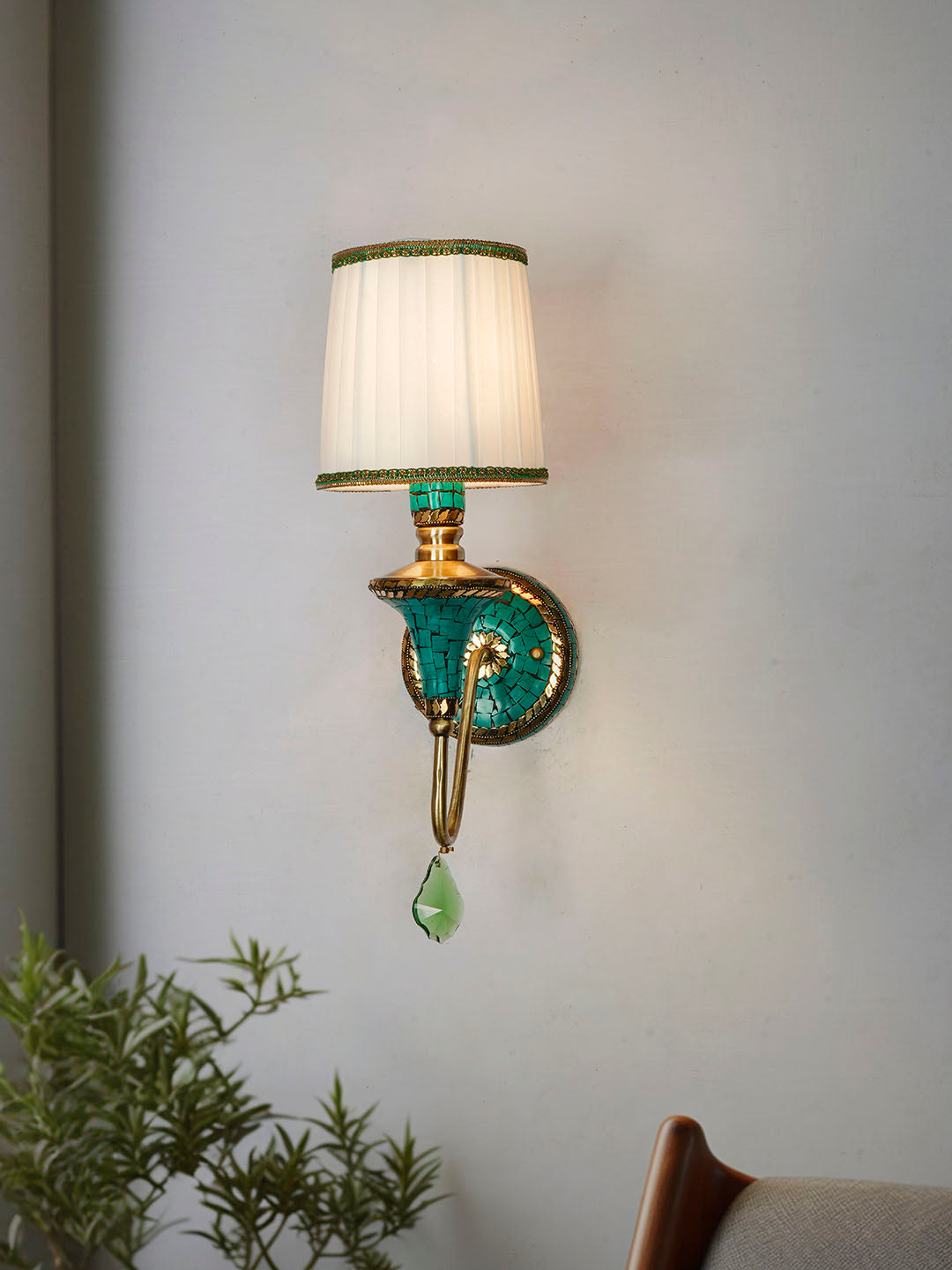 Green Stone Mild Steel 1-Light Wall Sconce – 48.3 cm