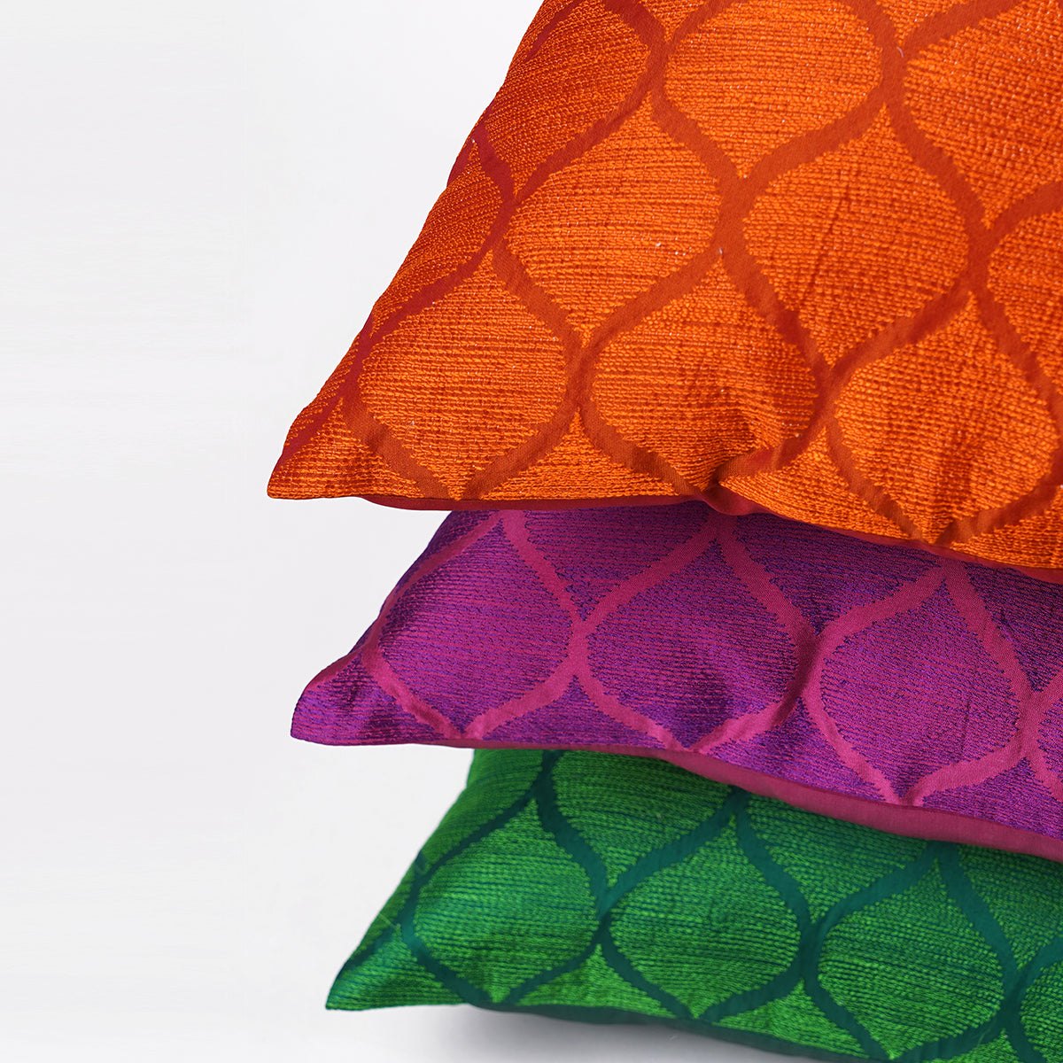 Shadow – Magenta & Purple Ogee Embroidered Cushion Cover | Poly Taffeta | 3 Sizes