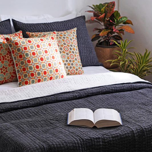 Charcoal Grey Stonewashed Kantha Quilt Bed Set | 100% Cotton | Handmade