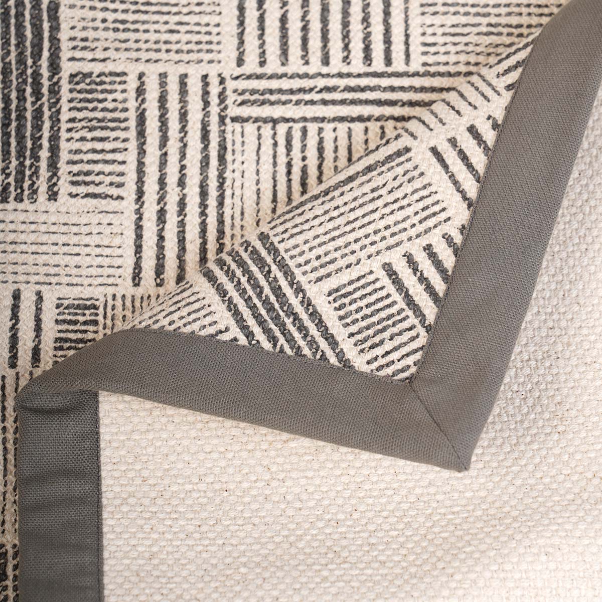 Modern Retro Grey Cotton Rug | Stripe Print | Mid-Century Modern