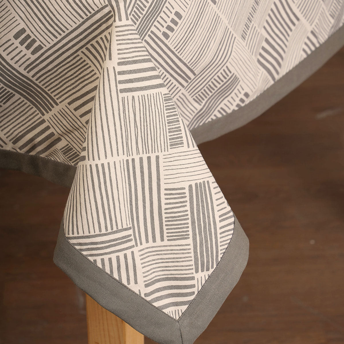 Modern Retro Grey Geometric Stripe Print Cotton Tablecloth | Solid Border | Round, Square & Rectangular