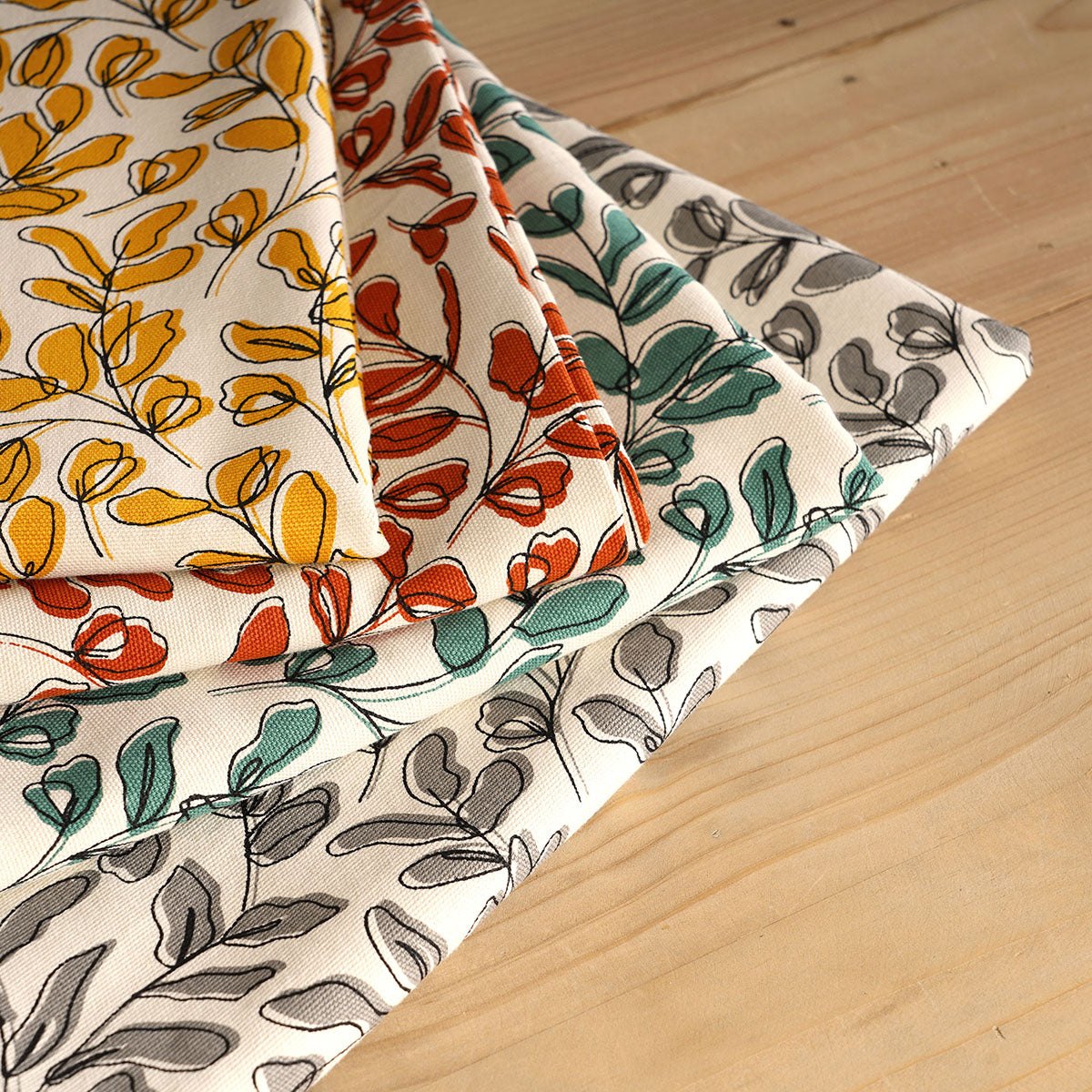 Terracotta Leaf Print Modern Retro Cotton Tablecloth for Round Four-Seater