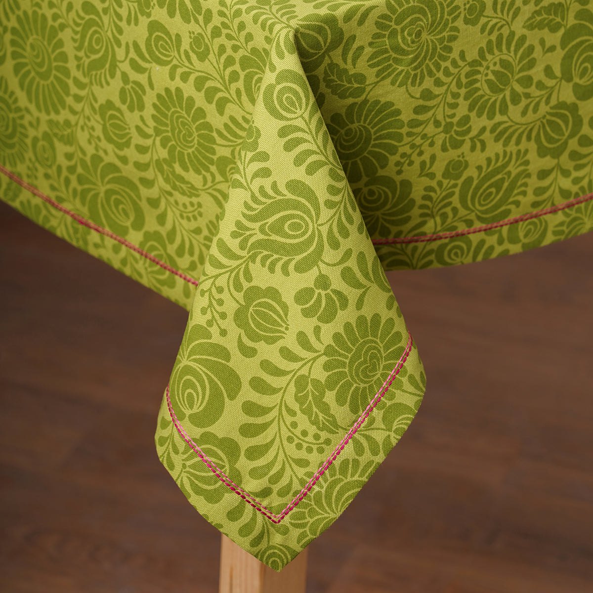 MATYO Green Floral Cotton Tablecloth – 54" Round, 54"x90" Options