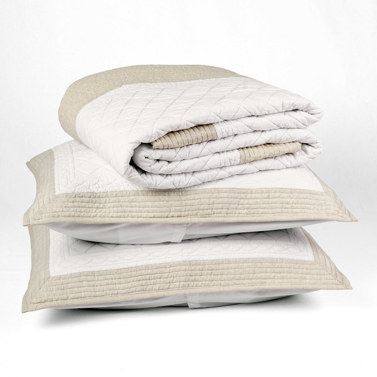 Shwet Natural & White Hand-Quilted Cotton Bed Set | Diamond Pattern | Quilt & Pillow Cases | Twin, Queen & King