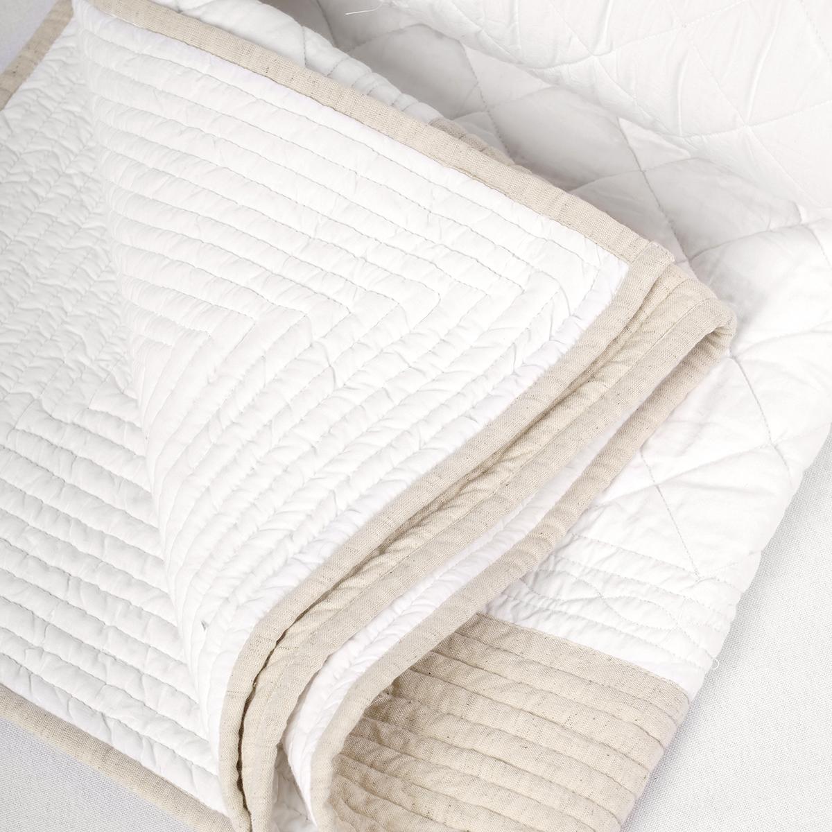 Shwet Natural & White Hand-Quilted Cotton Bed Set | Diamond Pattern | Quilt & Pillow Cases | Twin, Queen & King