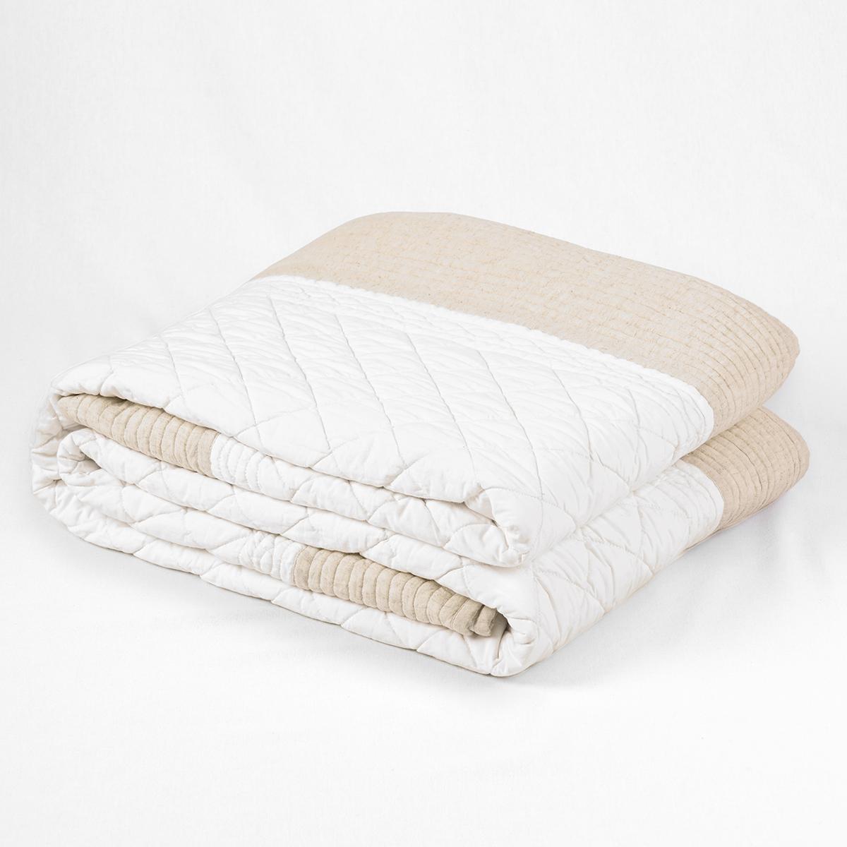 Shwet Natural & White Hand-Quilted Cotton Bed Set | Diamond Pattern | Quilt & Pillow Cases | Twin, Queen & King
