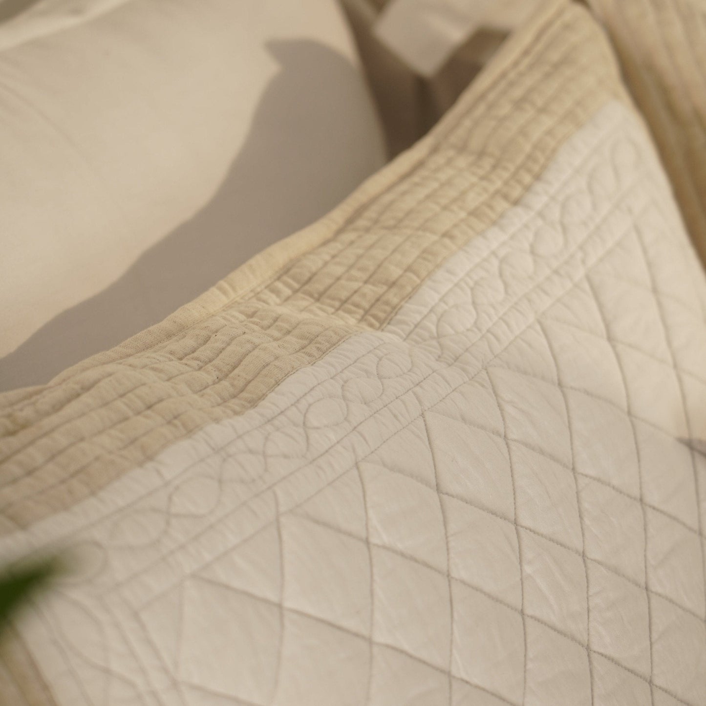 Natural White Cotton Quilt Set with Pillowcases – Premium 200TC Percale
