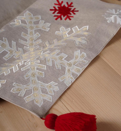 Linen Christmas Table Runner – Snowflake Embroidery & Brocade Appliqué