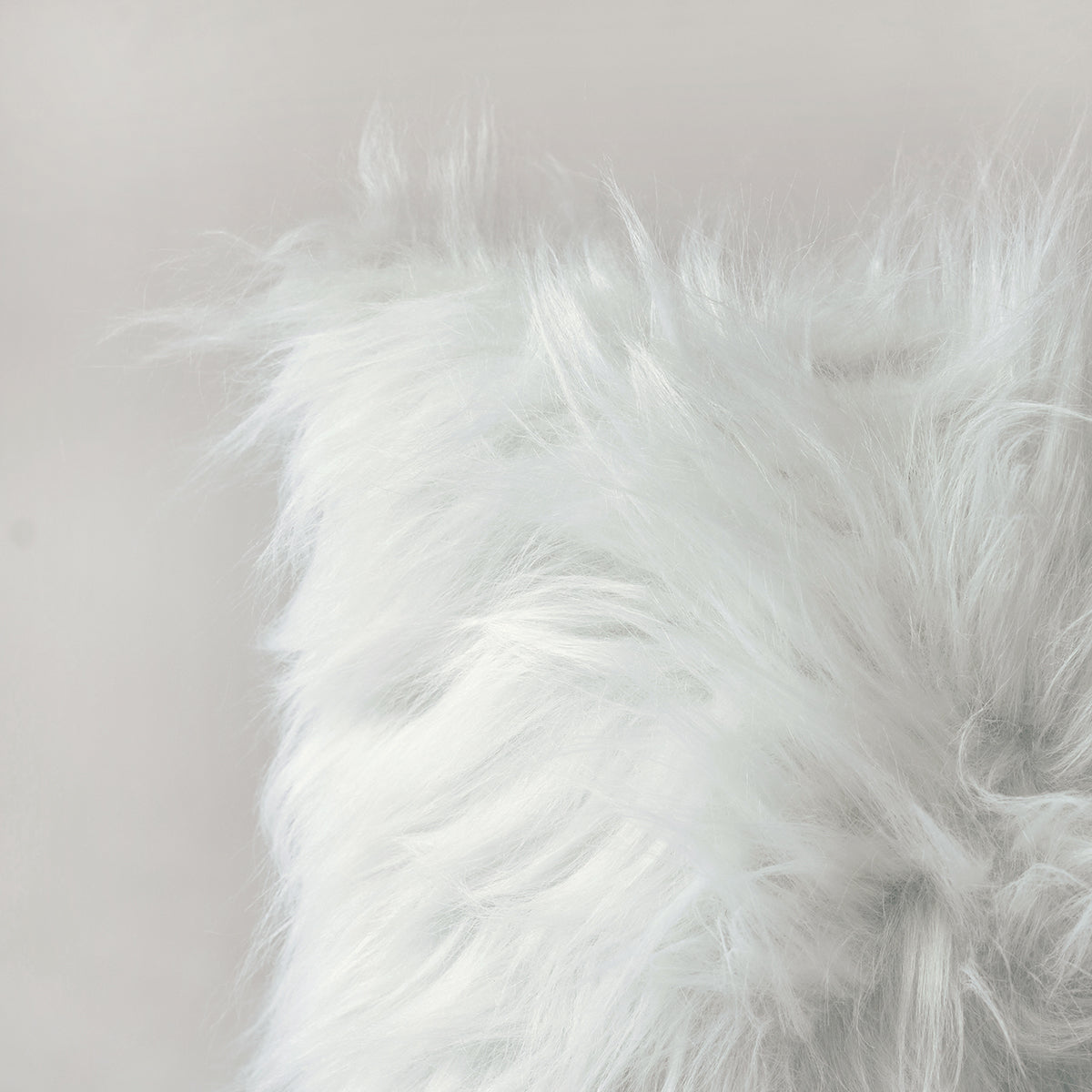 Plush White Faux Fur Pillow Cover – Luxurious Softness, Multiple Sizes