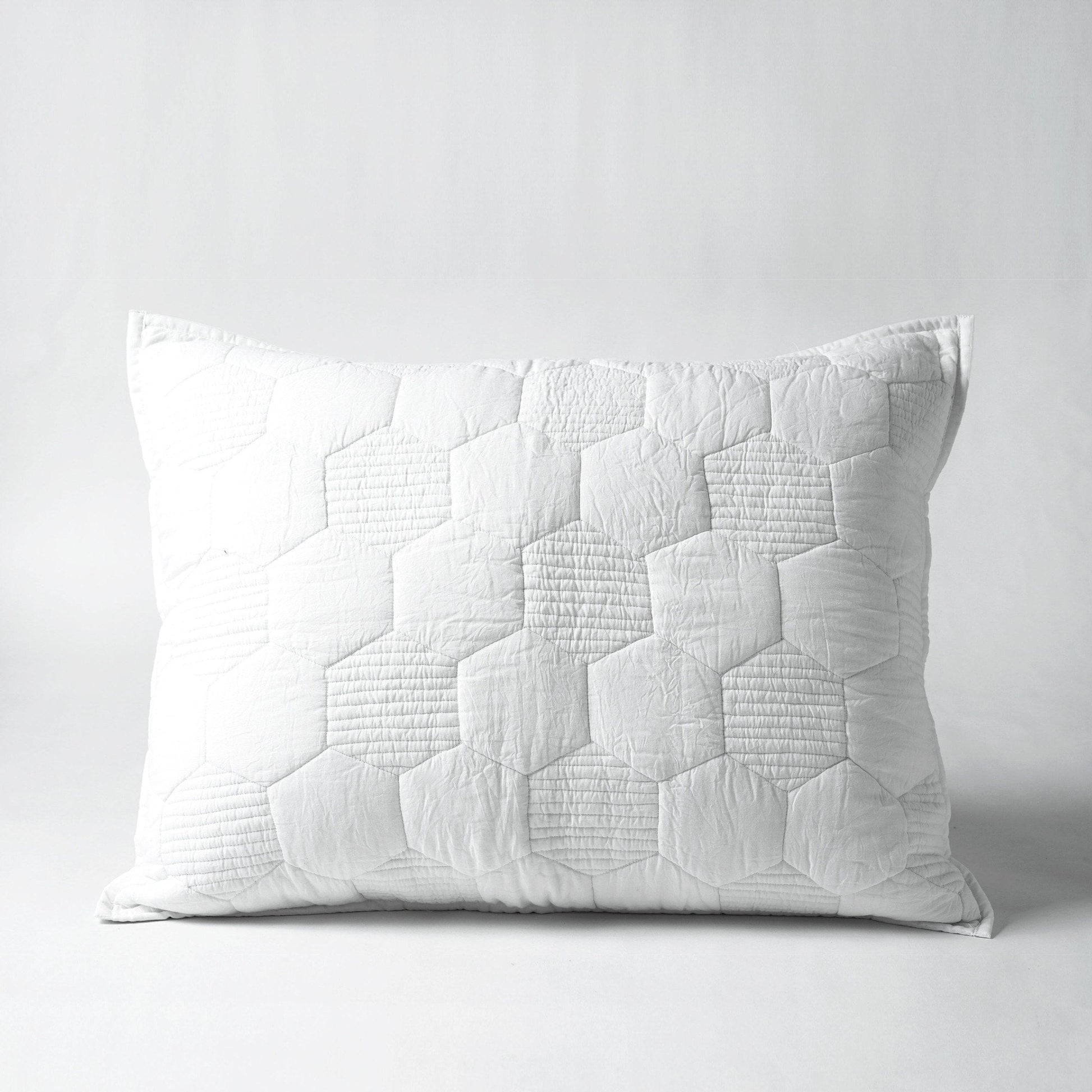 SHWET White Hexagon Quilted Bed Set 100% Cotton