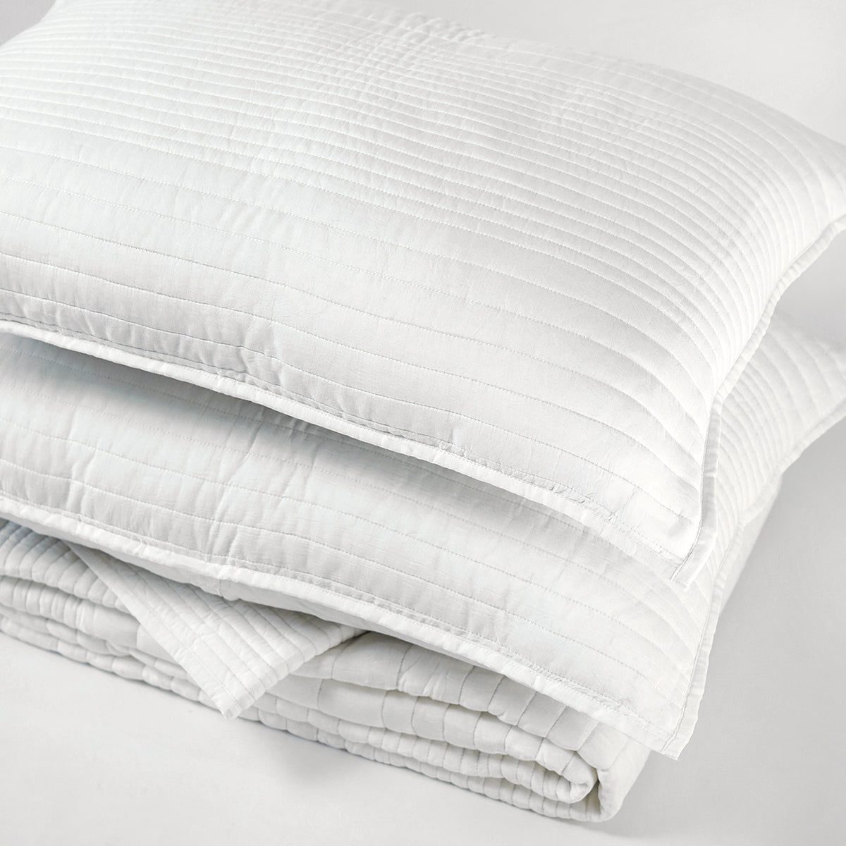 Shwet White 300TC Cotton Satin Quilt Bed Set | Stripe Quilting | Luxury Handmade