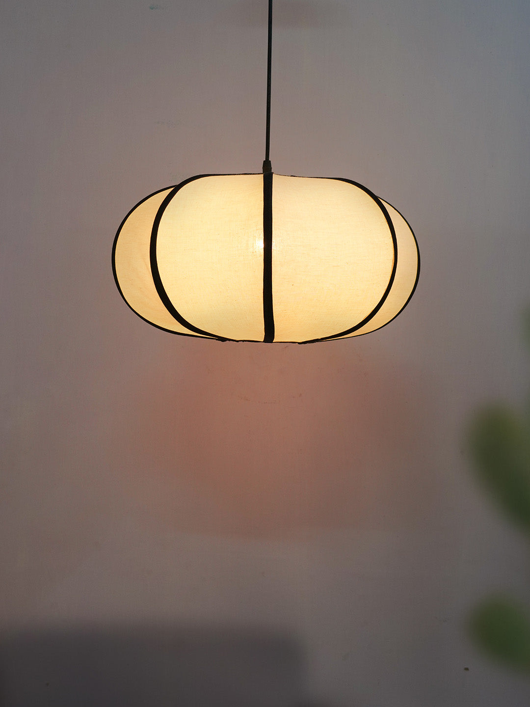 White Fabric 1-Light Pumpkin Pendant Light – 45.7 cm