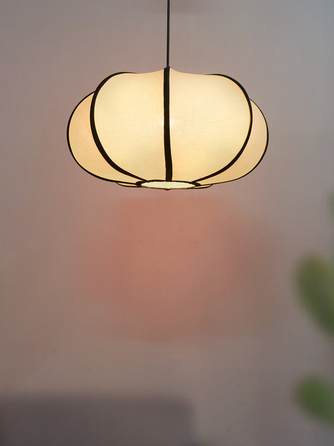 White Fabric 1-Light Pumpkin Pendant Light – 45.7 cm