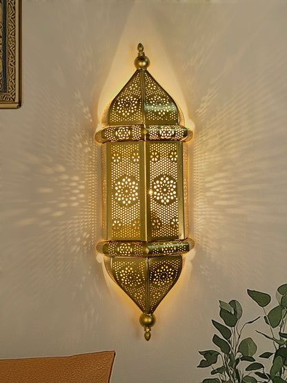 Gold Mild Steel 1-Light Wall Sconce – 50.8 cm