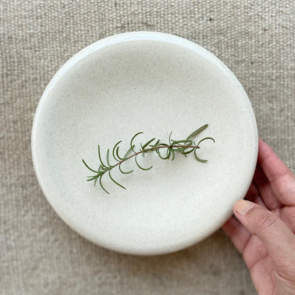 Douceur Handcrafted Stoneware Bowl – Elegant Inverted Plating for Desserts
